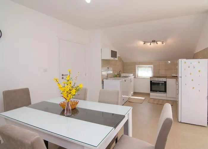 Tia Mit Meerblick By Interhome Apartmán