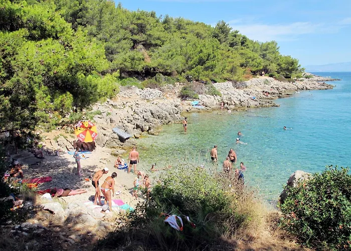 Tia Mit Meerblick By Interhome Veli Lošinj