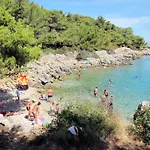 Tia Mit Meerblick By Interhome Veli Lošinj
